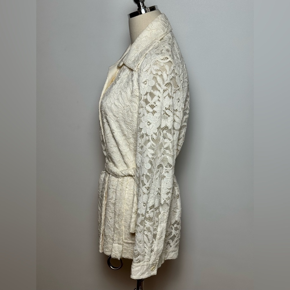 Alexis Ivory Lace Two-Piece Pant Suit – Size M - Picture 5 of 16